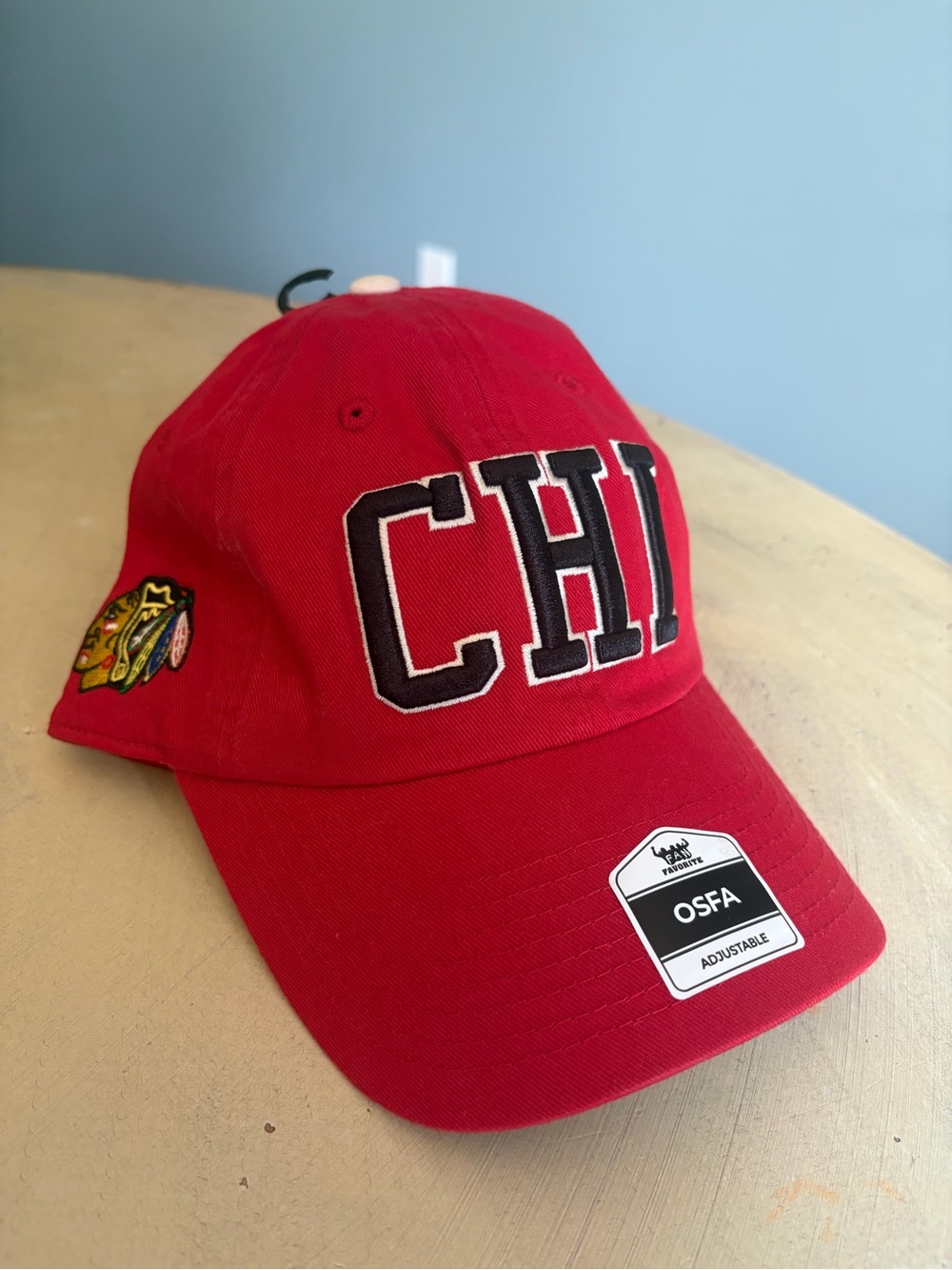 Chicago Blackhawks Logo NHL Red Fan Favorite Clean Up Adjustable Hat NEW